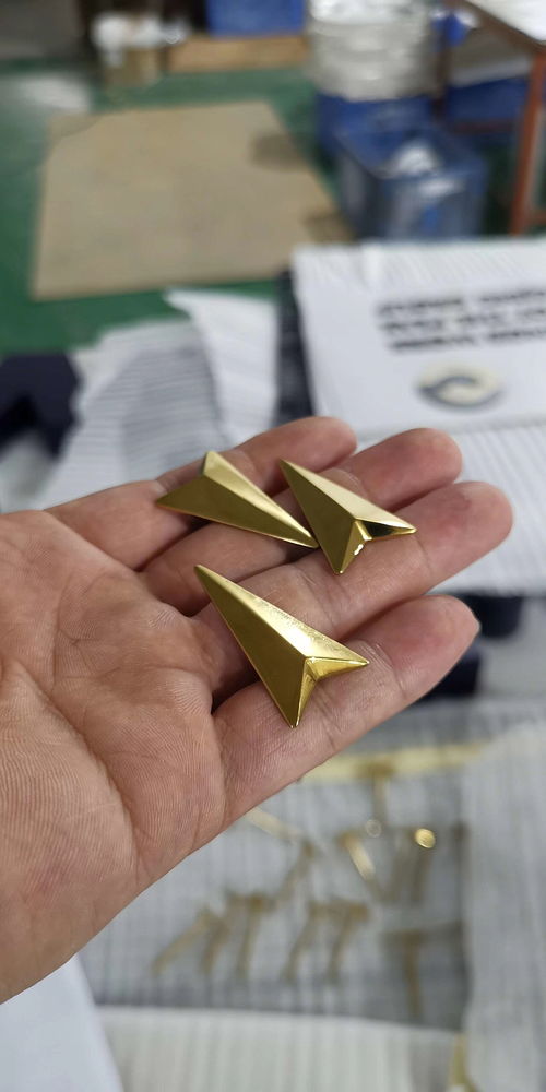 标识发光字门头招牌设计及制作 广告设计中的视觉焦点